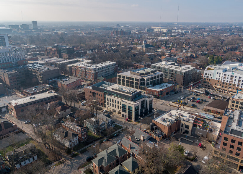 886 N High St, Columbus, OH en alquiler - Vista aérea - Imagen 2 de 26