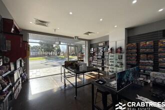 8 Atherton Rd, Oakleigh en alquiler Foto del interior- Imagen 2 de 3