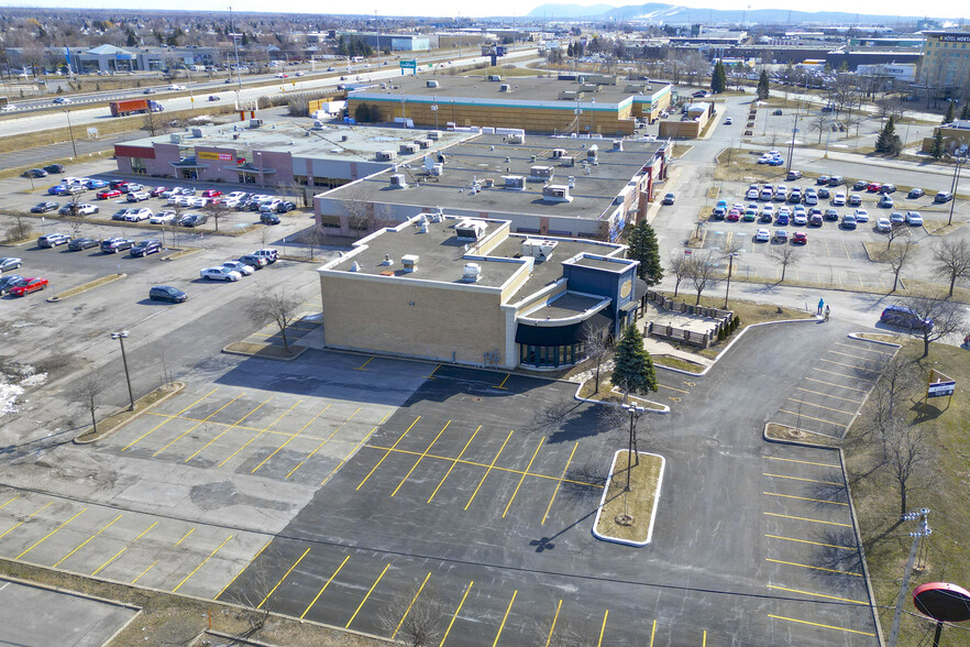 1165 Rue Volta, Boucherville, QC en venta - Foto del edificio - Imagen 2 de 9