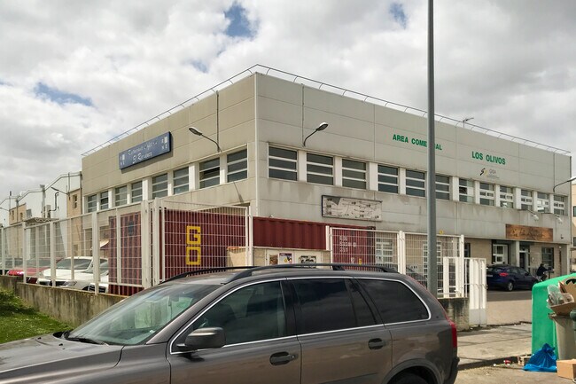 Más detalles de Calle del Empleo, 28, Getafe - Nave en venta