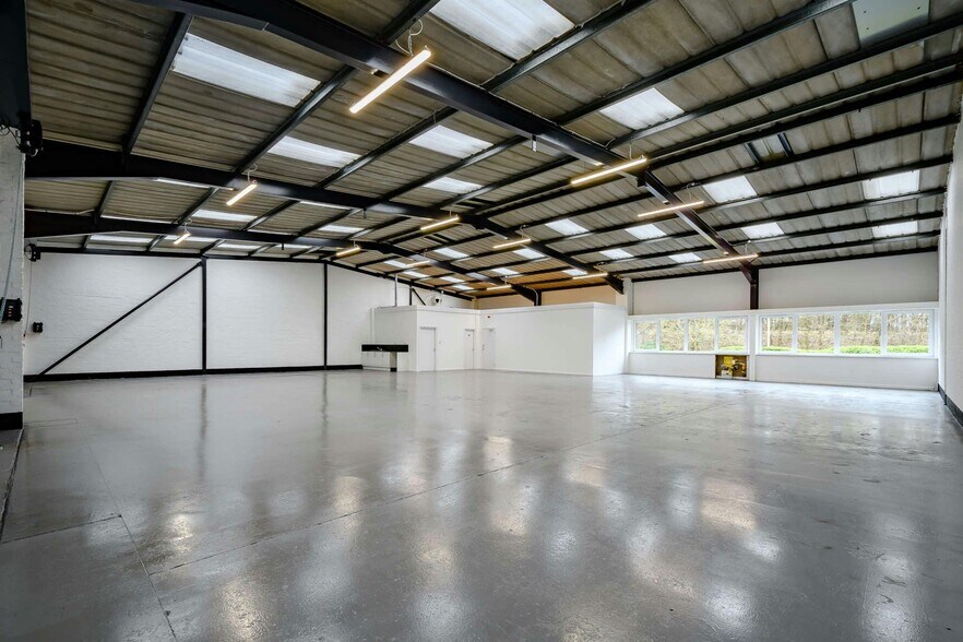 9 Tollpark Rd, Cumbernauld en alquiler - Foto del edificio - Imagen 3 de 18
