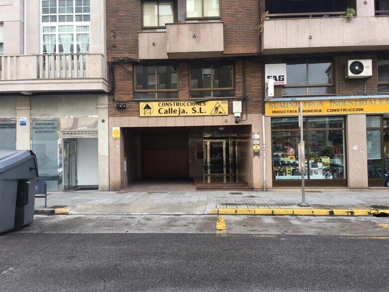 Local en Ponferrada, León en venta - Foto principal - Imagen 1 de 11