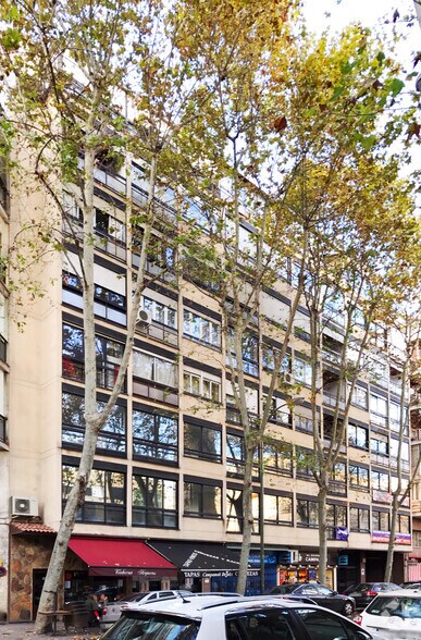 Calle de Edgar Neville, 27, Madrid, Madrid en alquiler - Foto del edificio - Imagen 2 de 2