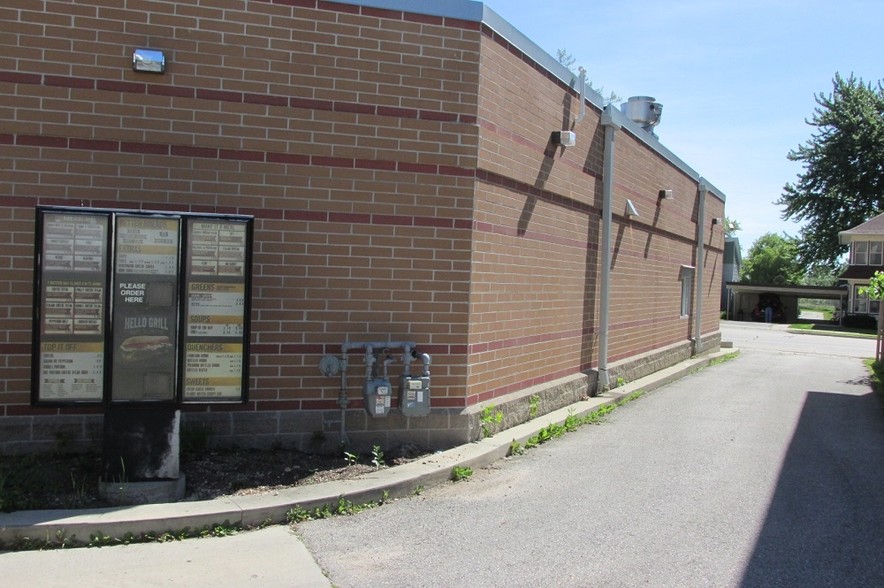 117-119 S Main St, Cedar Grove, WI en venta - Foto del edificio - Imagen 3 de 6