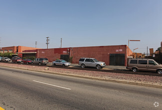 Más detalles para 809-813 E Slauson Ave, Los Angeles, CA - Nave en alquiler