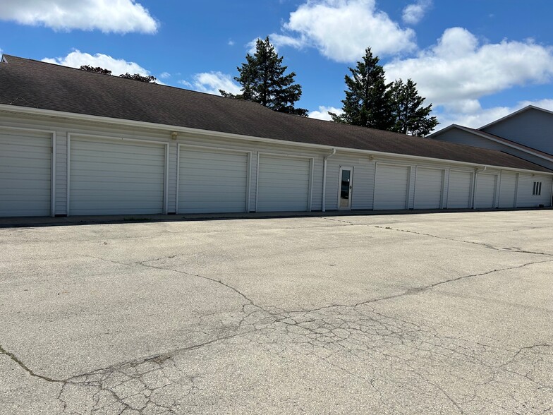 8033 E Frontage Rd, Caledonia, WI en venta - Foto del edificio - Imagen 1 de 9