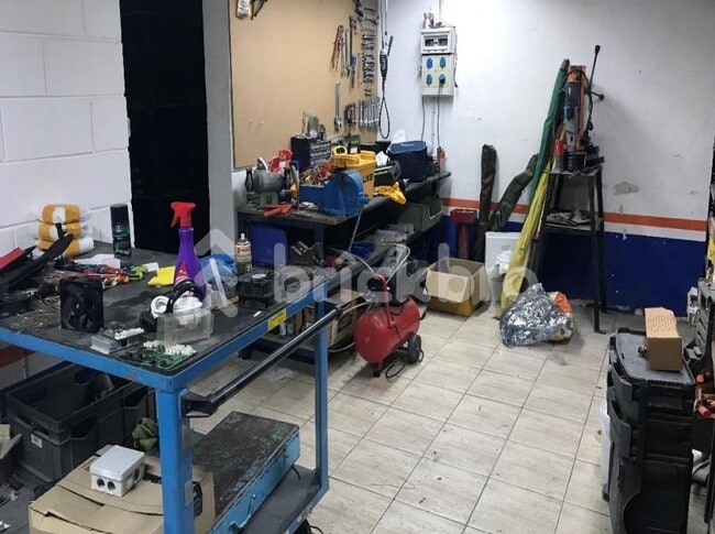 Más detalles de Rambla Catalunya, 99, Castellar del Vallès - Edificio residencial​ en venta