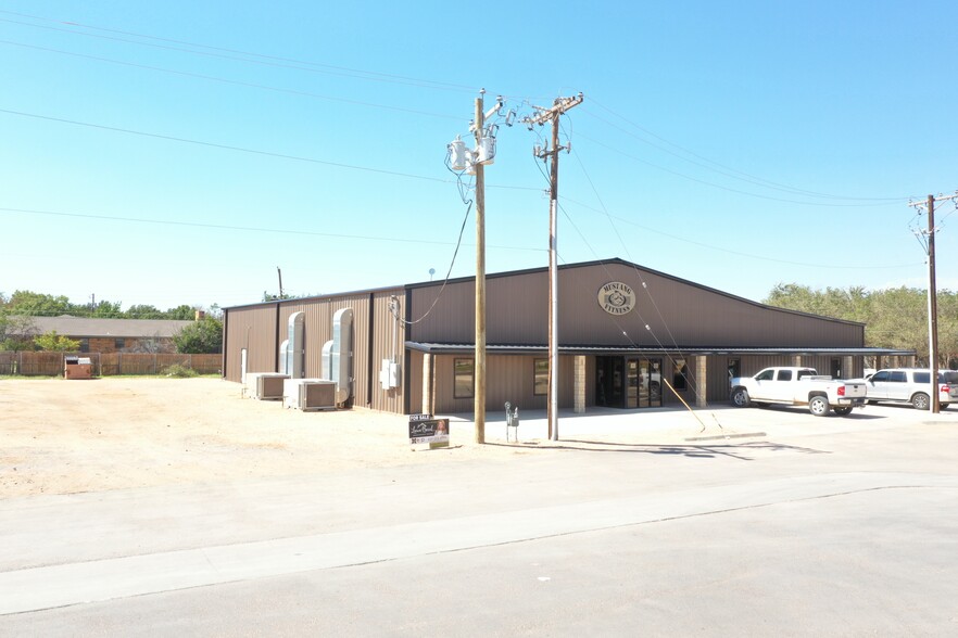 1215 NW 1st Plz, Andrews, TX en venta - Foto del edificio - Imagen 1 de 48