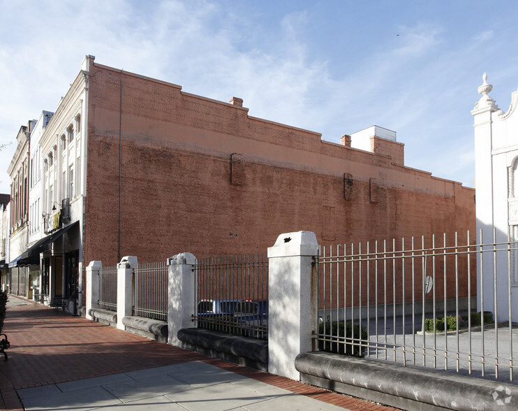 1123 Broadway, Columbus, GA en alquiler - Foto del edificio - Imagen 2 de 2