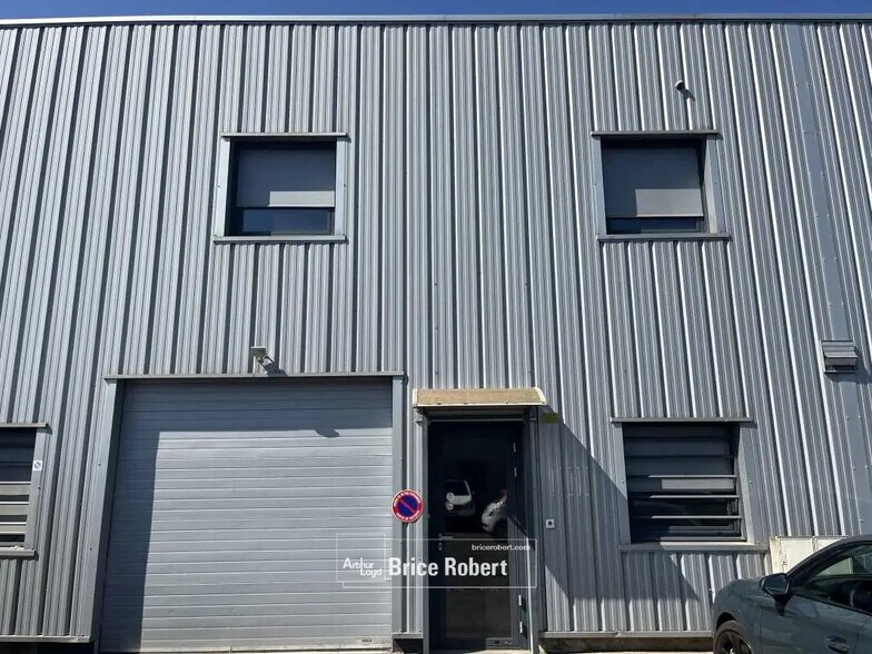 Oficina en Vénissieux en alquiler - Foto del edificio - Imagen 2 de 2