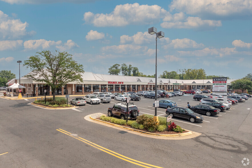 7500-7516 Leesburg Pike, Falls Church, VA en alquiler - Foto del edificio - Imagen 1 de 4