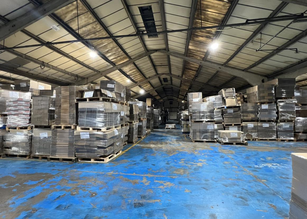 Unit 15 Aviation Way, Southend On Sea en alquiler Foto del interior- Imagen 1 de 3