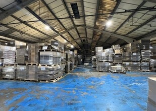 Unit 15 Aviation Way, Southend On Sea en alquiler Foto del interior- Imagen 1 de 3