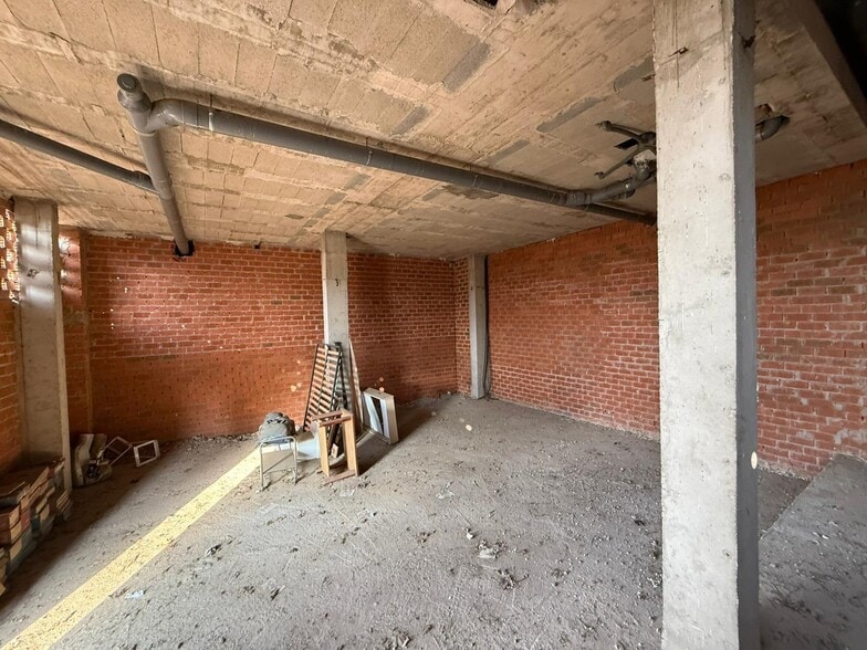 Local en Cáceres, Cáceres en alquiler - Foto del edificio - Imagen 2 de 5