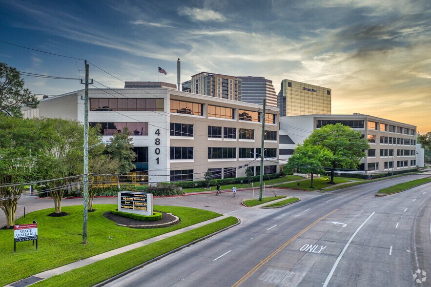 4801 Woodway Dr, Houston, TX en alquiler - Foto del edificio - Imagen 1 de 18