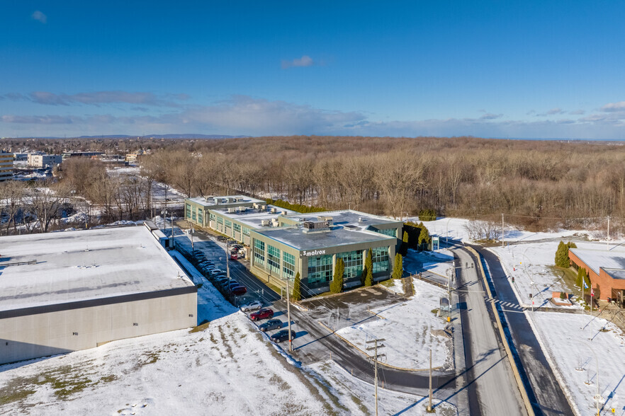 1050-1155 Boul Saint-Régis, Dorval, QC en alquiler - Vista aérea - Imagen 3 de 4