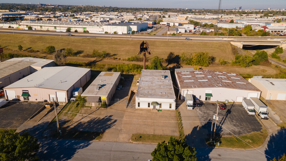 5422 S 108th East Ave E, Tulsa, OK en alquiler - Foto del edificio - Imagen 3 de 11