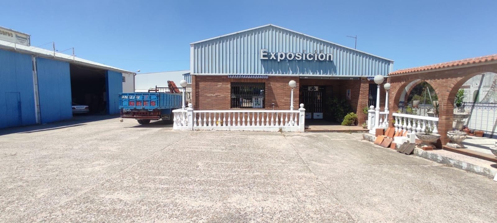 Nave en Malpartida de Cáceres, Cáceres en venta Foto del edificio- Imagen 1 de 28