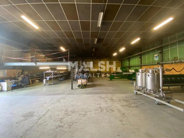 Oficina en Genay en alquiler - Foto del edificio - Imagen 3 de 8