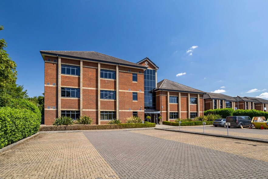 1 Queensbridge, Northampton en alquiler - Foto del edificio - Imagen 2 de 10