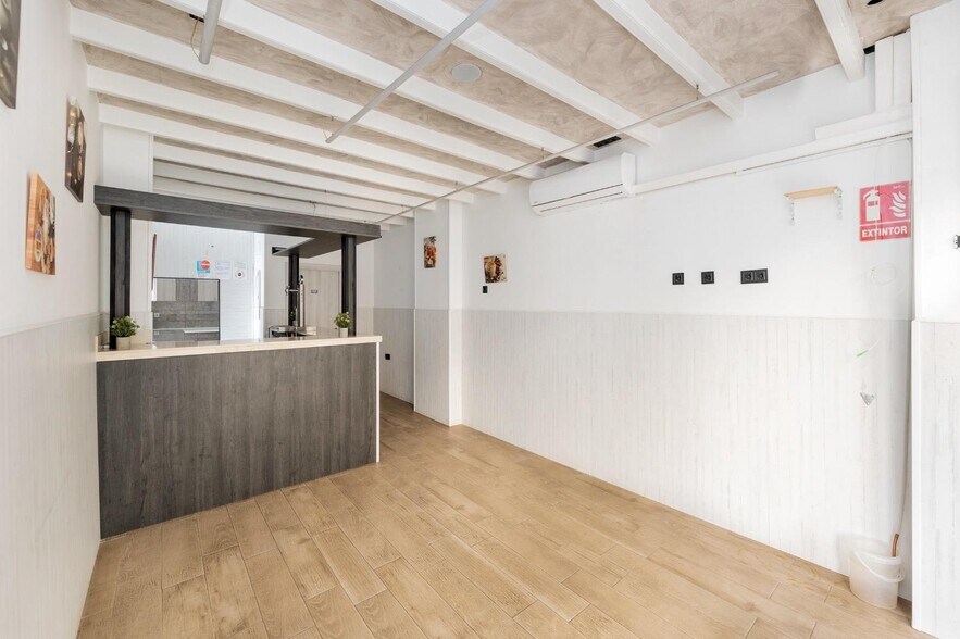 Local en Granada, Granada en venta - Foto del interior - Imagen 1 de 21