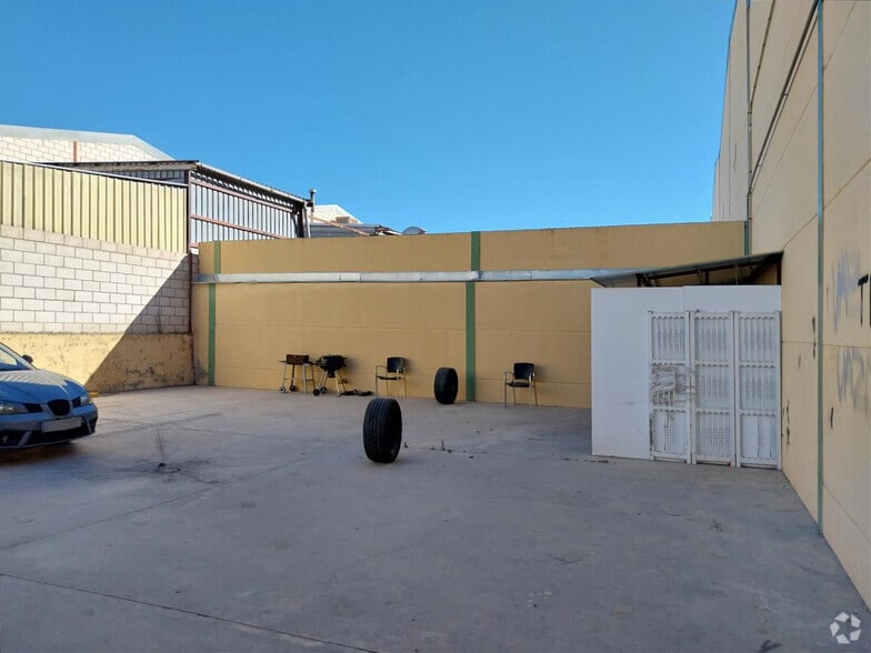 Calle del Barrio de la Estación, Yeles, Toledo en venta - Foto del edificio - Imagen 2 de 2