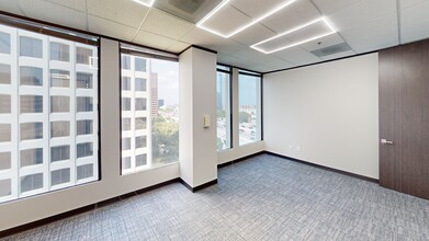 2100 West Loop South, Houston, TX en alquiler Foto del interior- Imagen 1 de 3