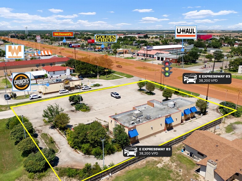 688 E Expressway 83, La Joya, TX en venta - Foto del edificio - Imagen 3 de 12