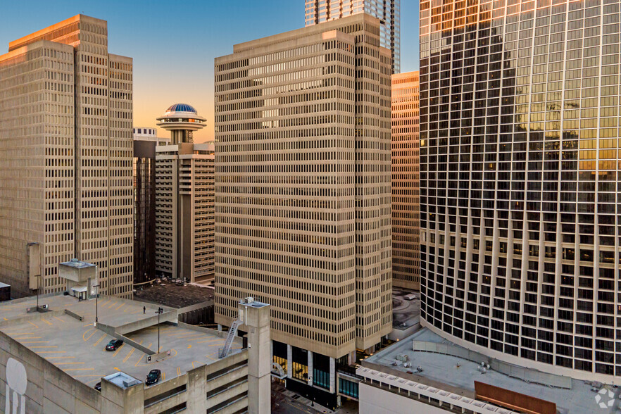 233 Peachtree St NE, Atlanta, GA en alquiler - Foto del edificio - Imagen 1 de 24