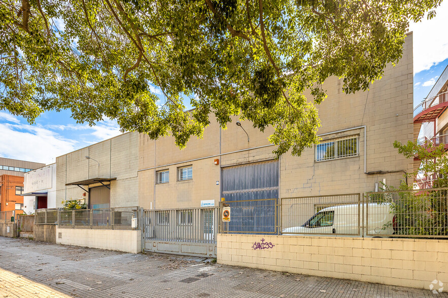 Naves en Sant Cugat Del Vallès, BAR en alquiler - Foto del edificio - Imagen 2 de 2