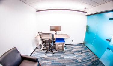 252 W Esplanade, North Vancouver, BC en alquiler Foto del interior- Imagen 2 de 3