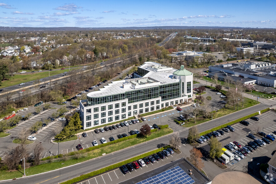 20 Commerce Dr, Cranford, NJ en alquiler - Vista aérea - Imagen 2 de 4