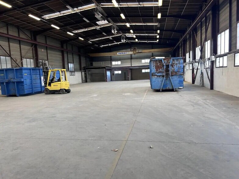 15 Rue Ampère, Chassieu en alquiler - Foto del edificio - Imagen 2 de 10