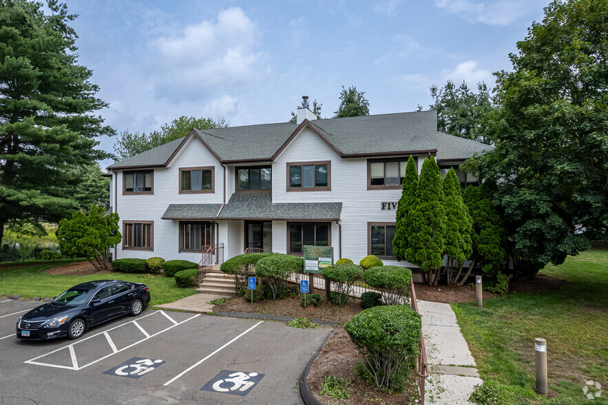 1 Forest Park Dr, Farmington, CT en alquiler - Foto del edificio - Imagen 1 de 5