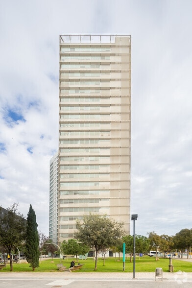 Plaza d'Europa, 21-23, L'Hospitalet de Llobregat, Barcelona en alquiler - Foto del edificio - Imagen 3 de 9