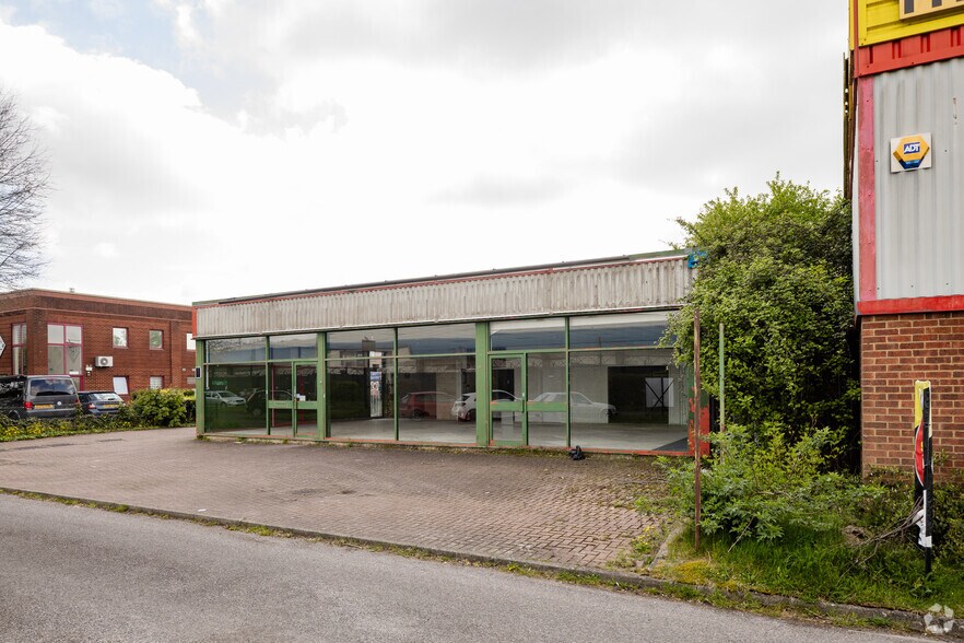 Broadfields, Aylesbury en alquiler - Foto del edificio - Imagen 2 de 2