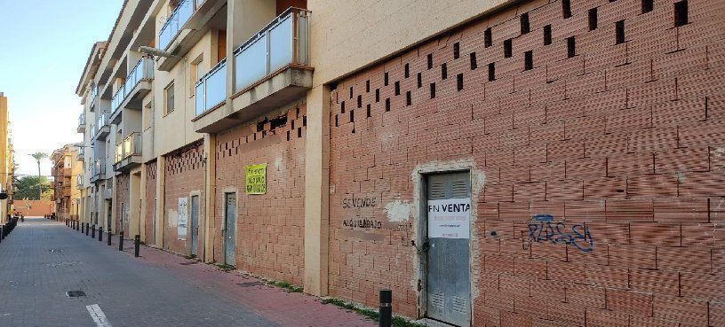 Local en Murcia en venta - Foto del edificio - Imagen 3 de 6