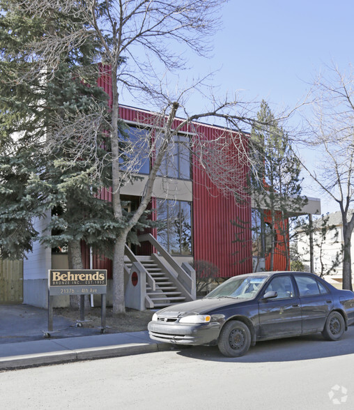 2139 4th Ave NW, Calgary, AB en alquiler - Foto del edificio - Imagen 2 de 5