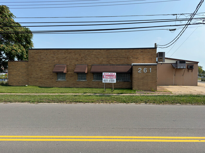 261 Main St, North Tonawanda, NY en alquiler - Foto del edificio - Imagen 1 de 3