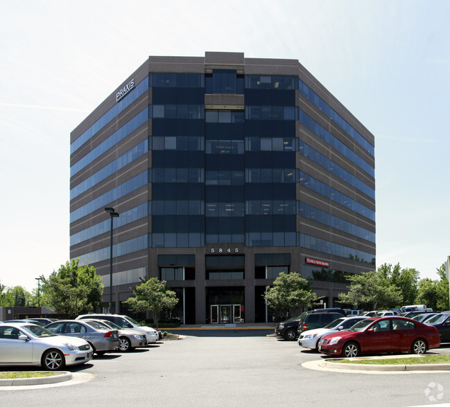 5845 Richmond Hwy, Alexandria, VA en alquiler - Foto del edificio - Imagen 1 de 6