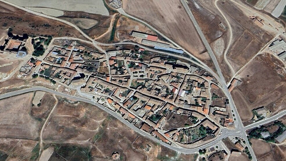 Terreno en Montealegre de Campos en venta - Foto del edificio - Imagen 3 de 6