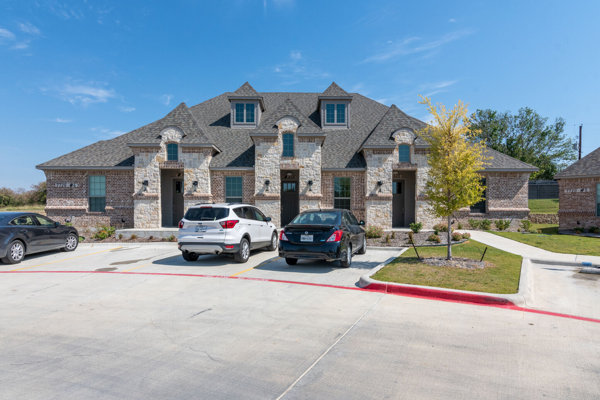 7720 Rufe Snow Dr, North Richland Hills, TX en alquiler Foto del edificio- Imagen 1 de 6