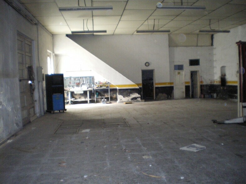 Cartera de 2 inmuebles en venta en LoopNet.es - Foto del edificio - Imagen 1 de 6