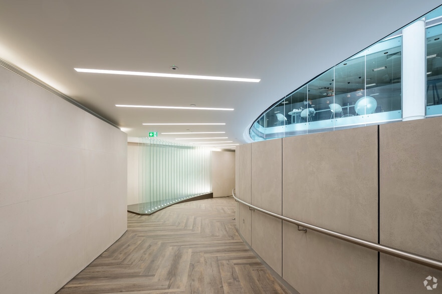 25 Copthall Ave, London en alquiler - Foto del interior - Imagen 2 de 20