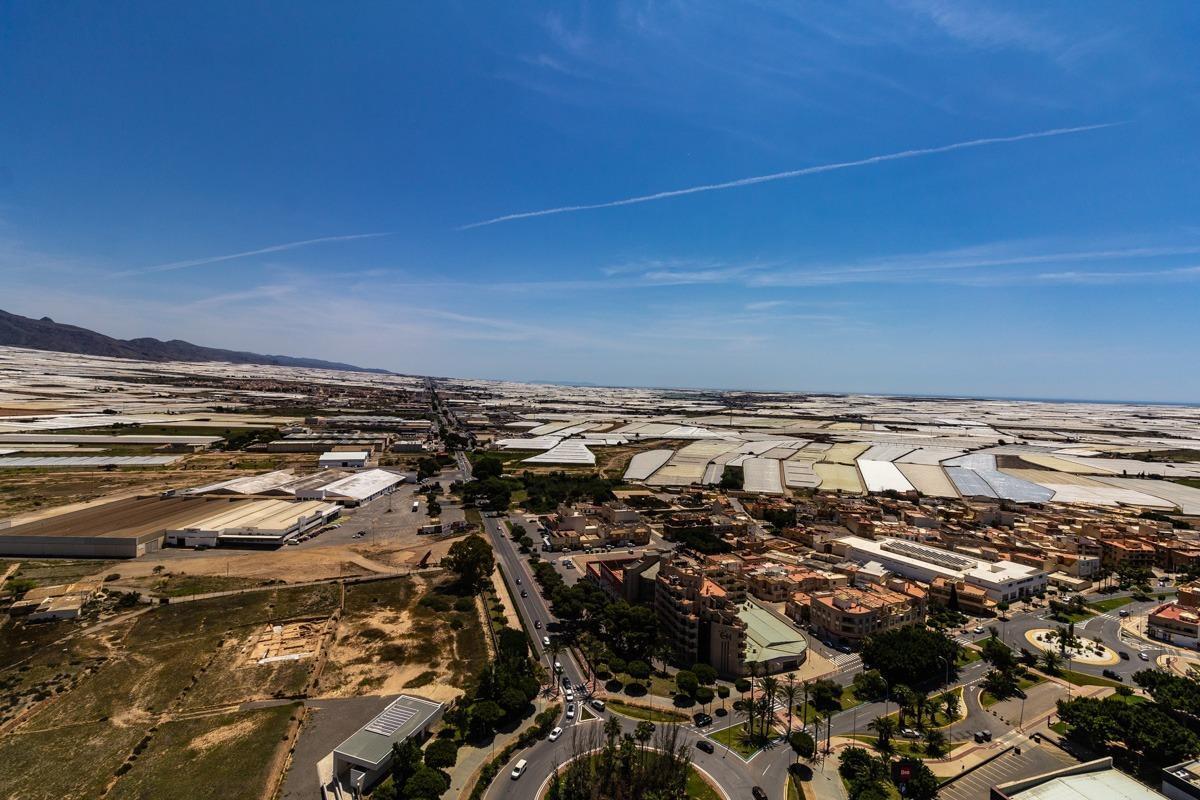 Oficina en El Ejido, Almería en venta Vista aérea- Imagen 1 de 20