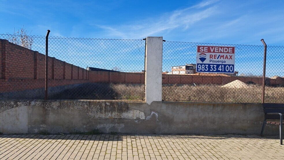 Calle Aguasal, 2, Olmedo, Valladolid en venta - Foto del edificio - Imagen 2 de 17