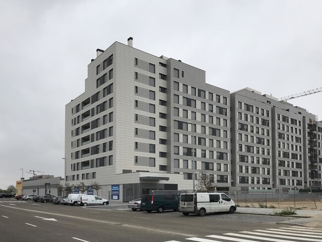 Más detalles de Calle José Antonio Fernández Ordóñez, 45, Madrid - Oficina en alquiler