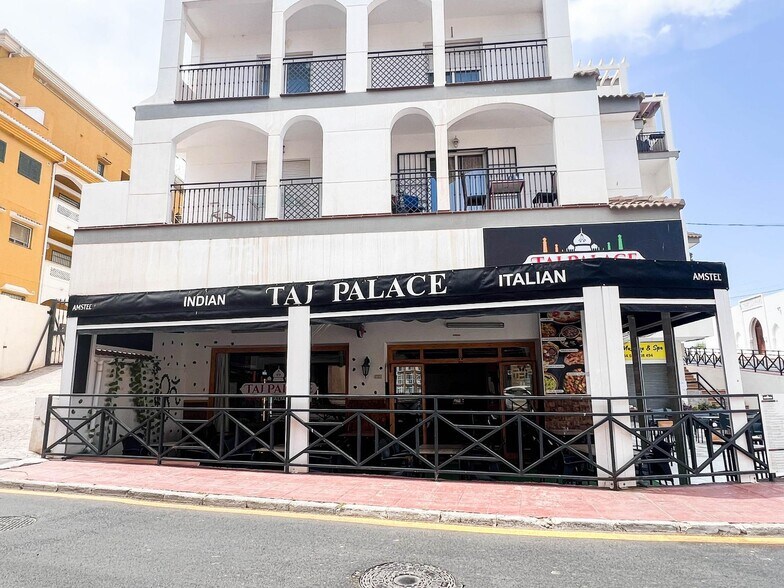 Local en Benalmádena en alquiler - Foto del edificio - Imagen 2 de 24