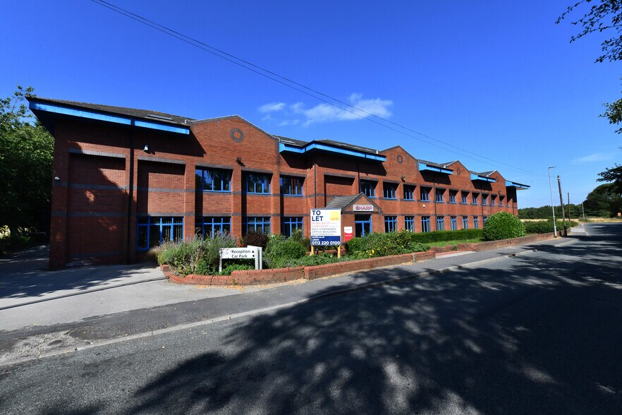 Moor Knoll Ln, Wakefield en alquiler - Foto del edificio - Imagen 2 de 13