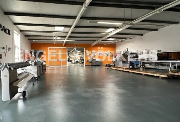 Nave en Viladecans, Barcelona en venta - Foto del interior - Imagen 3 de 11